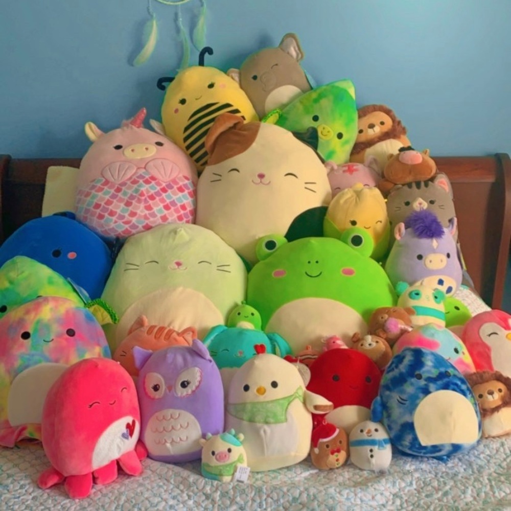 SQUISHMALLOW MYSTERY BOX 8”